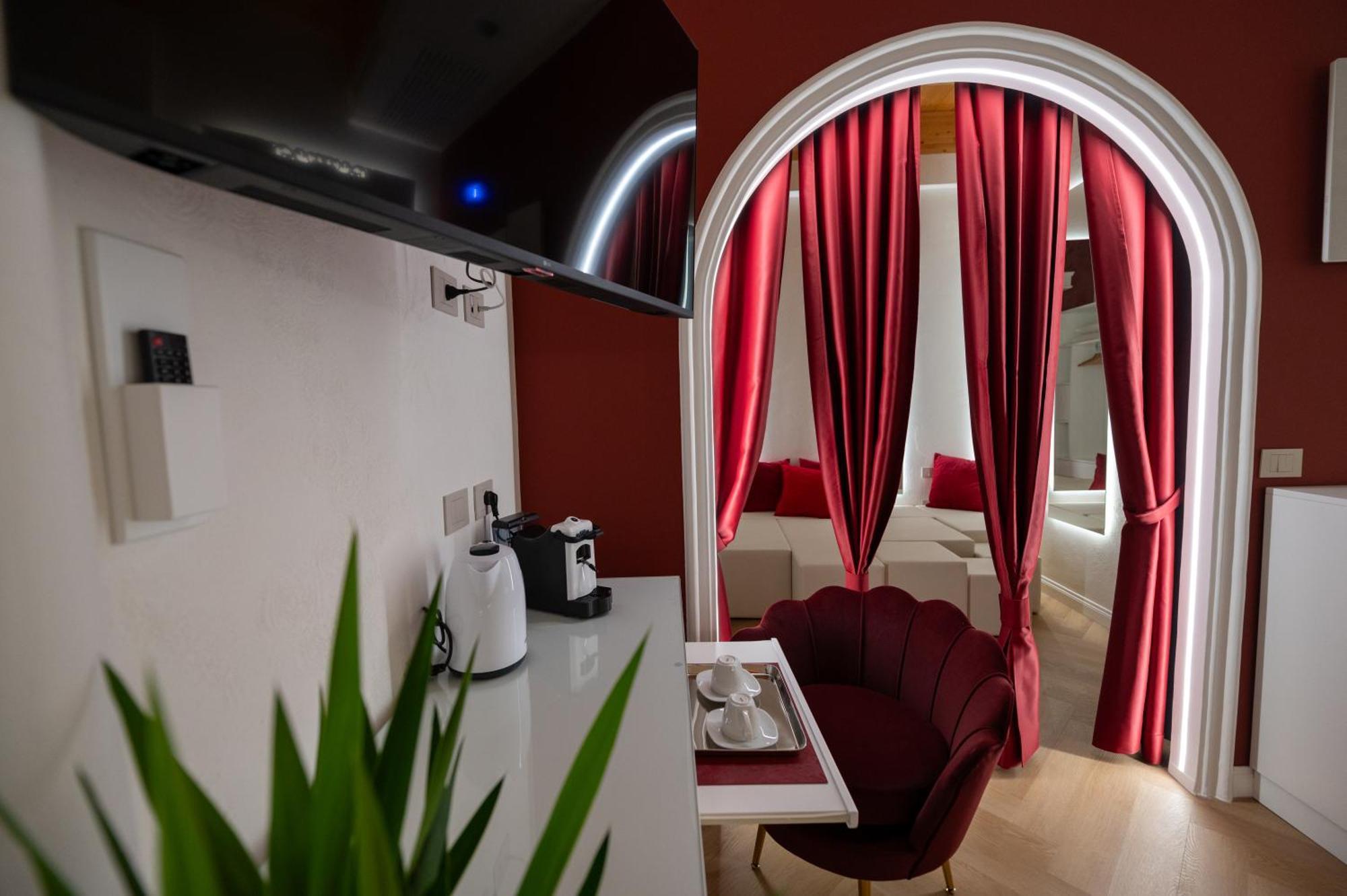 La Divina - Free Parking - Bed & Breakfast Tropea Luaran gambar