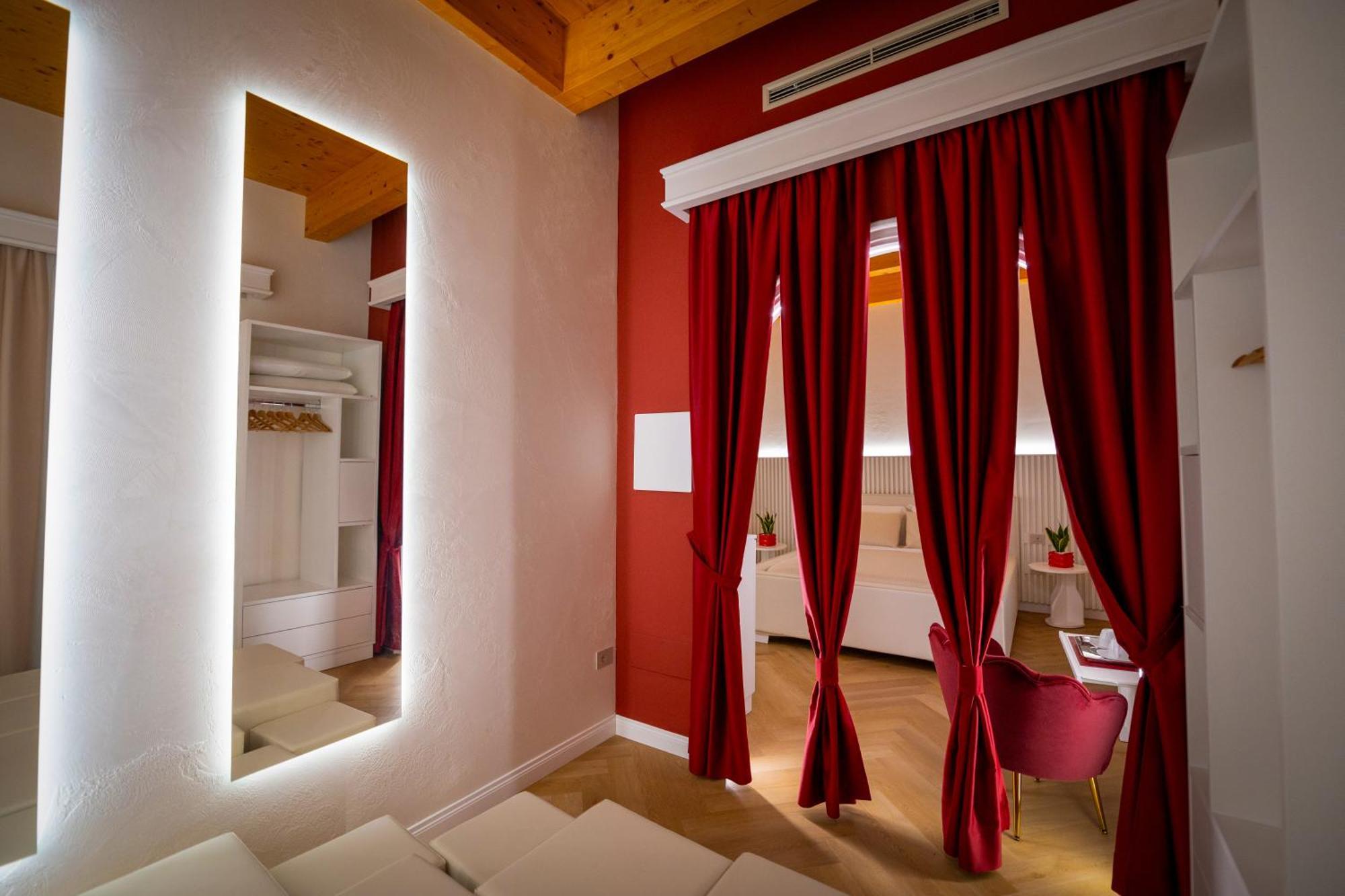 La Divina - Free Parking - Bed & Breakfast Tropea Luaran gambar