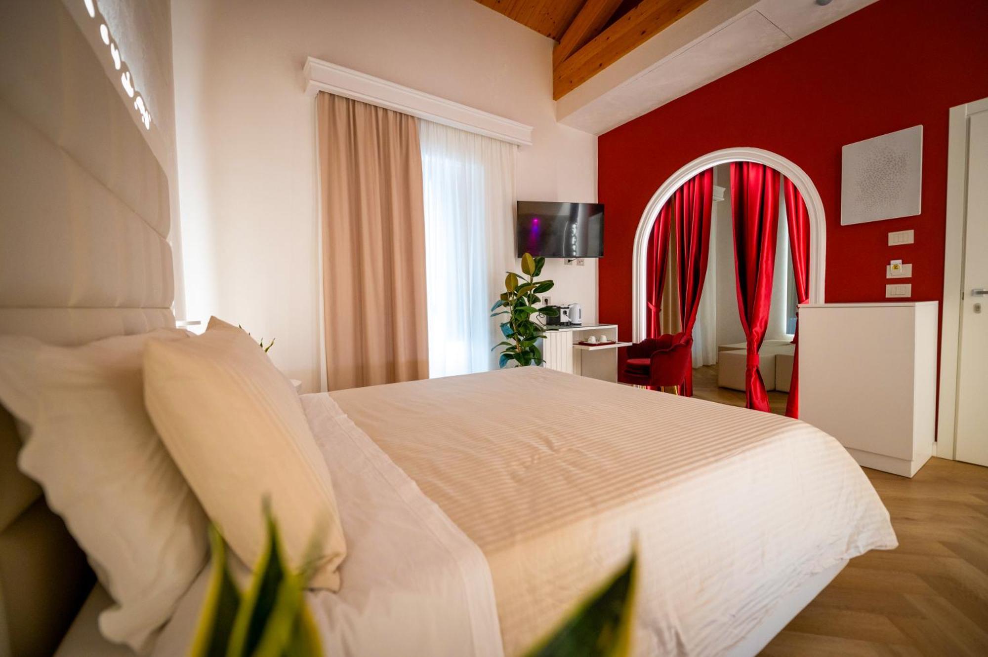 La Divina - Free Parking - Bed & Breakfast Tropea Luaran gambar