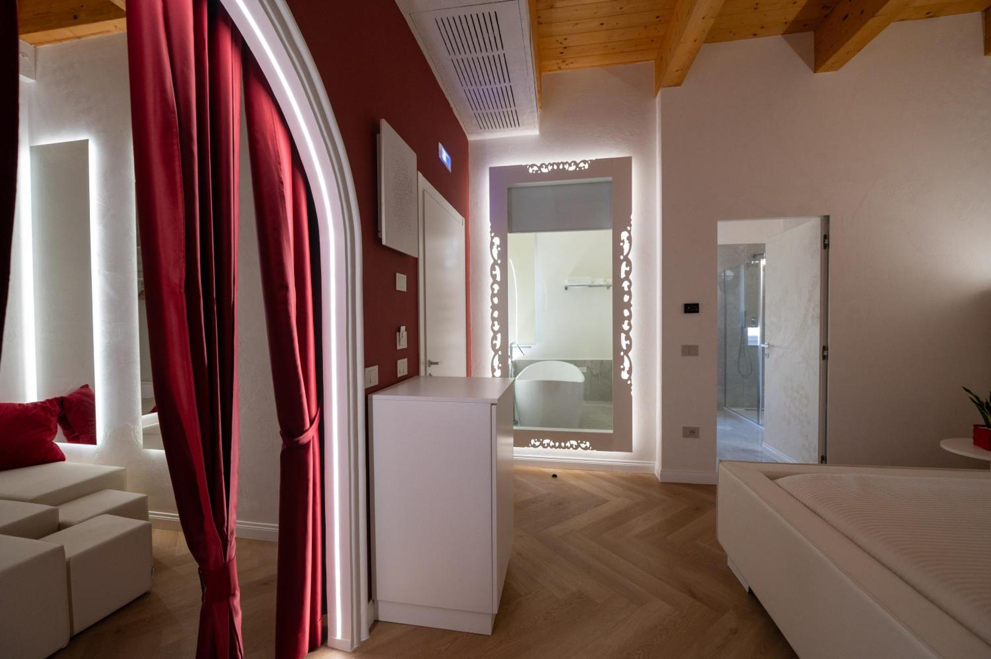 La Divina - Free Parking - Bed & Breakfast Tropea Luaran gambar