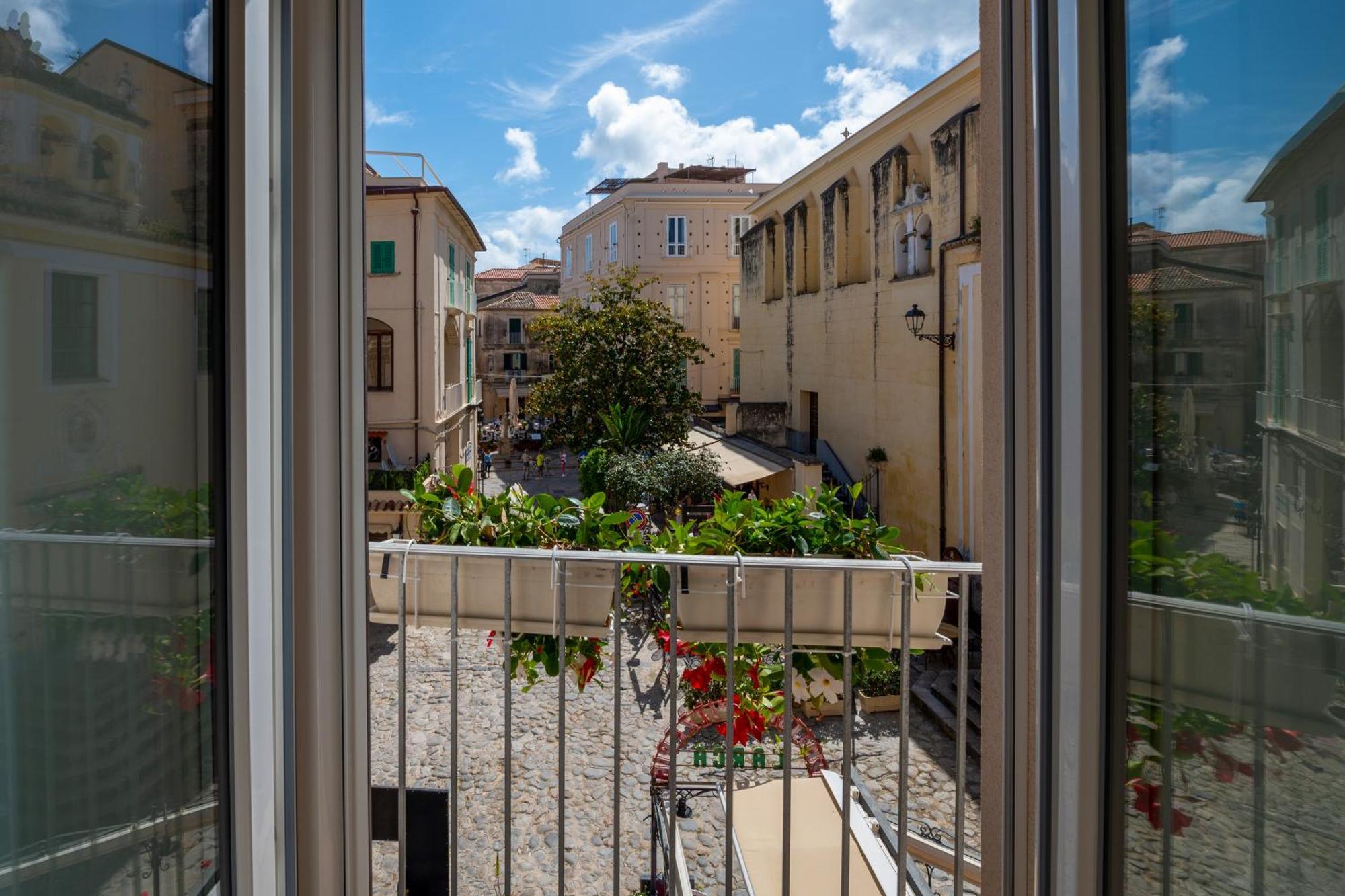 La Divina - Free Parking - Bed & Breakfast Tropea Luaran gambar